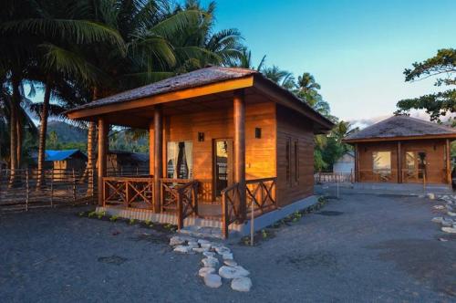 13 Days/12 Nights Standard Bungalow Tompotika