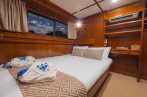 Mermaid II Liveaboards Indonesia