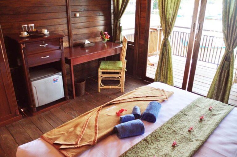 Bastianos Lembeh Resort